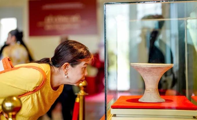 Museums rethink fees as commercial photo shoots face tighter rules