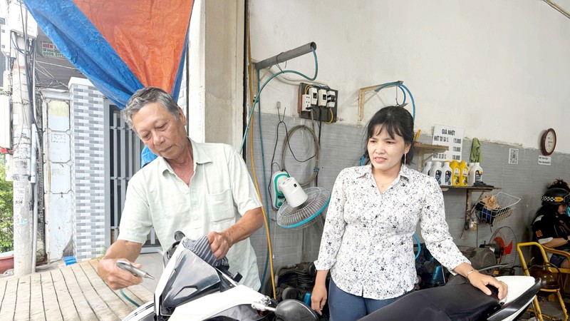Small loans help older people build livelihoods