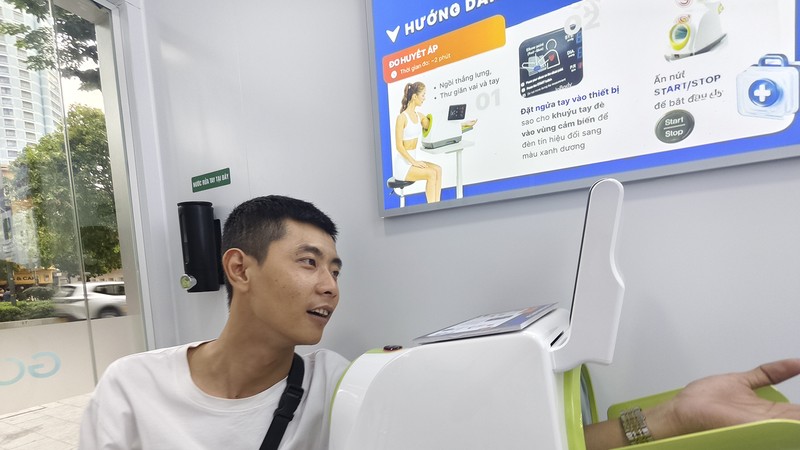 Smart public kiosks transform urban access