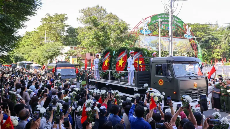Ho Chi Minh City residents bid farewell to 731 fallen soldiers