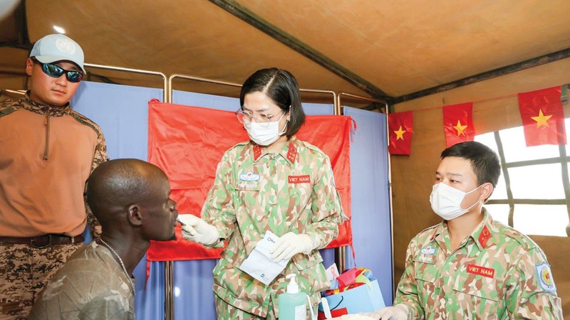 Vietnam affirms and raises its position on global stage