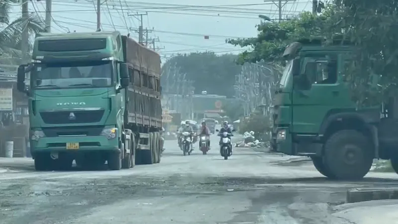 Con đường ngắn, nỗi khổ dài