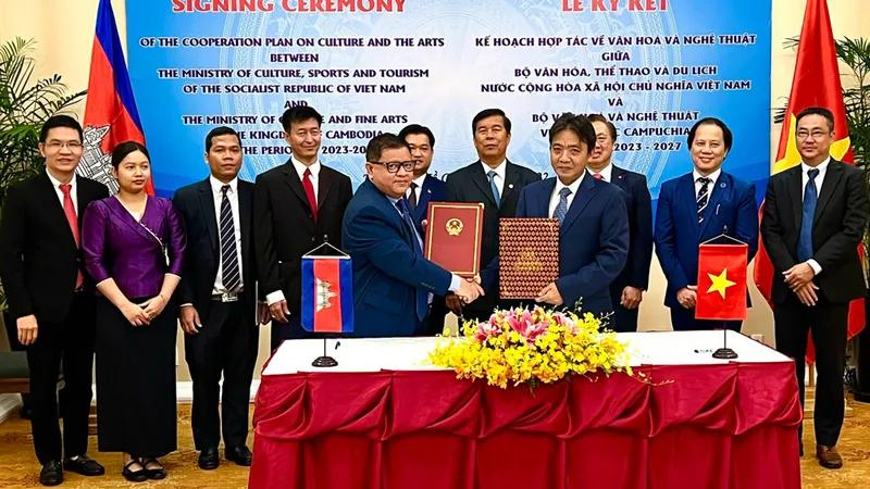 Ký kết hợp tác giao lưu văn hóa Việt Nam – Campuchia