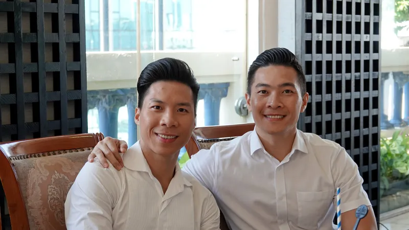 NSƯT Quốc Cơ - NSƯT Quốc Nghiệp dừng sự nghiệp thi đấu sau khi lập kỷ lục thế giới mới