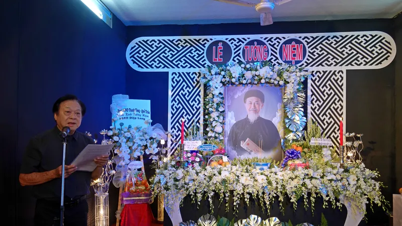 Nghệ sĩ thành phố tưởng nhớ NSND Diệp Lang