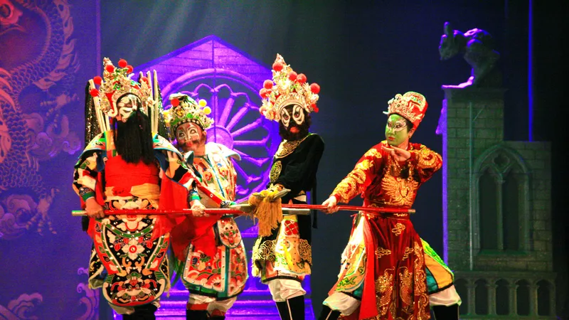 Các nghệ sĩ Nhà hát nghệ thuật Hát bội TPHCM sẽ trình diễn trích đoạn "Tạ Ôn Đình chém Tá" trong chương trình "Hội show 2026". Ảnh: THÚY BÌNH
