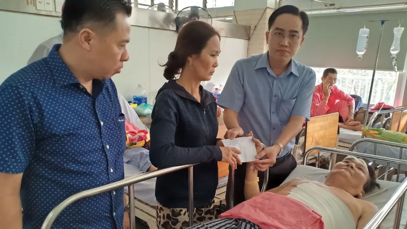 Điều tra, làm rõ nguyên nhân vụ sập giàn giáo khiến 2 người thương vong