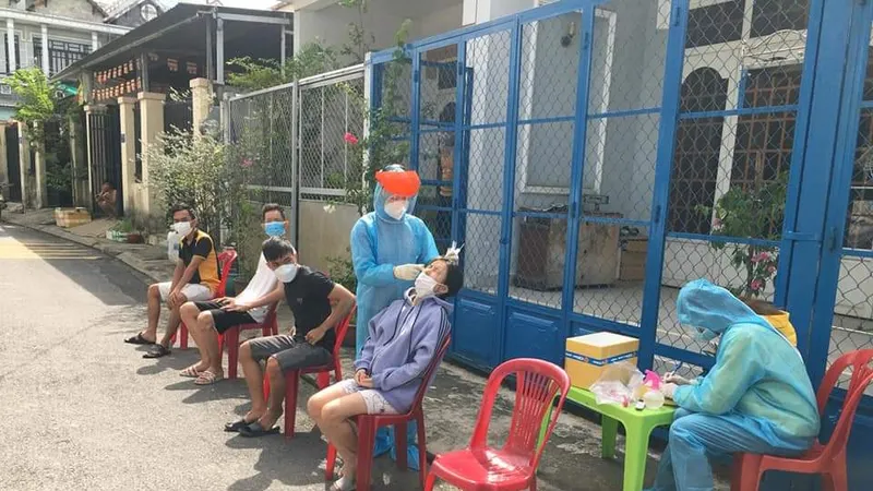 TP Thủ Đức: UBND phường Tam Phú tìm người đến tiệm bán cá cảnh trên đường Phú Châu liên quan ca nghi mắc Covid-19