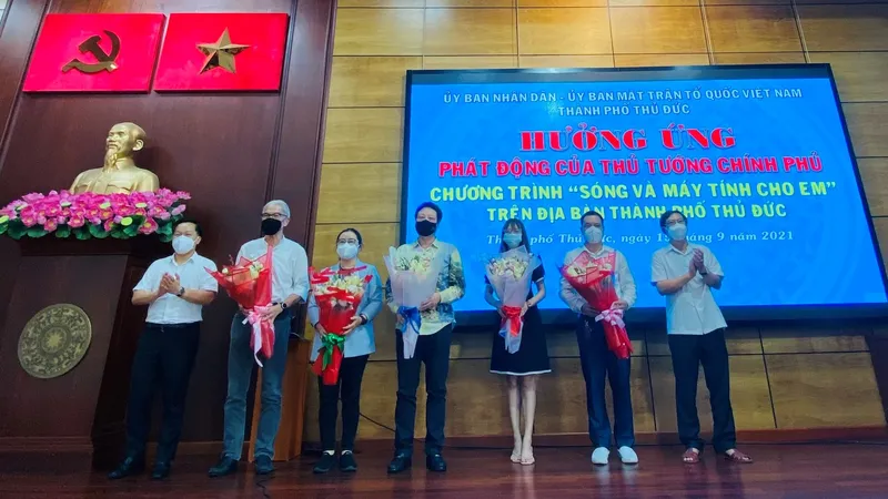 TP Thủ Đức kêu gọi chung tay hỗ trợ mua máy tính cho học sinh học trực tuyến