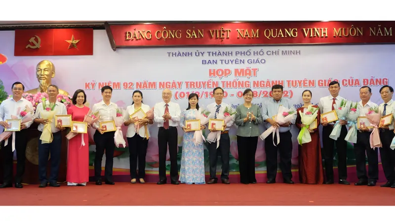 Ban Tuyên giáo Thành ủy TPHCM tổ chức 92 năm Ngày truyền thống ngành tuyên giáo của Đảng 