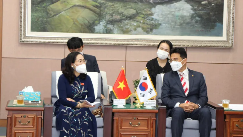 Đoàn đại biểu HĐND TPHCM thăm, làm việc tại Hàn Quốc