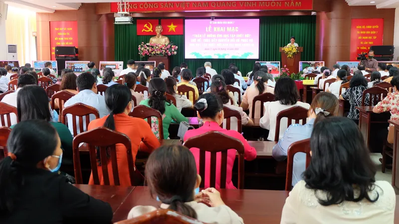 Tạo cơ hội cho người dân ở mọi lứa tuổi tham gia học tập