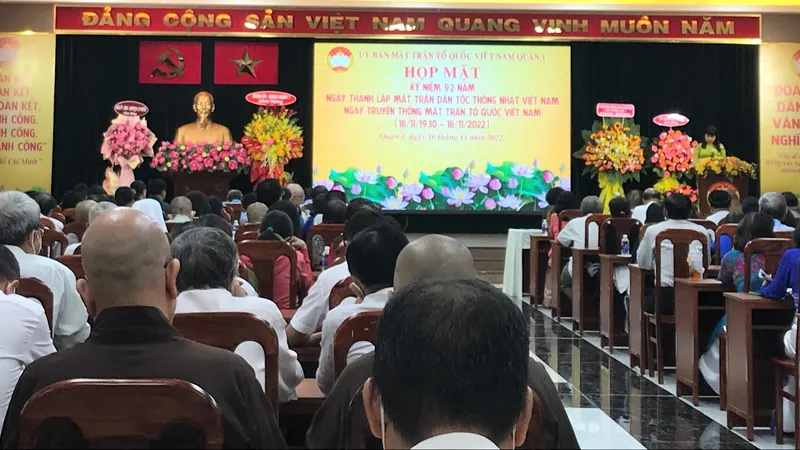 Quận 1 thi đua đoàn kết sáng tạo cùng hành động vì quận an toàn, văn minh, phát triển, nghĩa tình