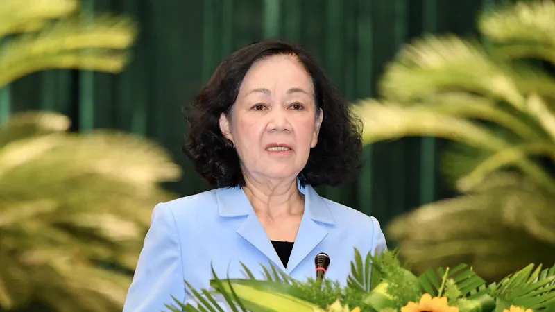 Thường trực Ban Bí thư Trương Thị Mai: Đảm bảo để người dân TPHCM “đứng vững” trước những cú sốc về kinh tế, dịch bệnh