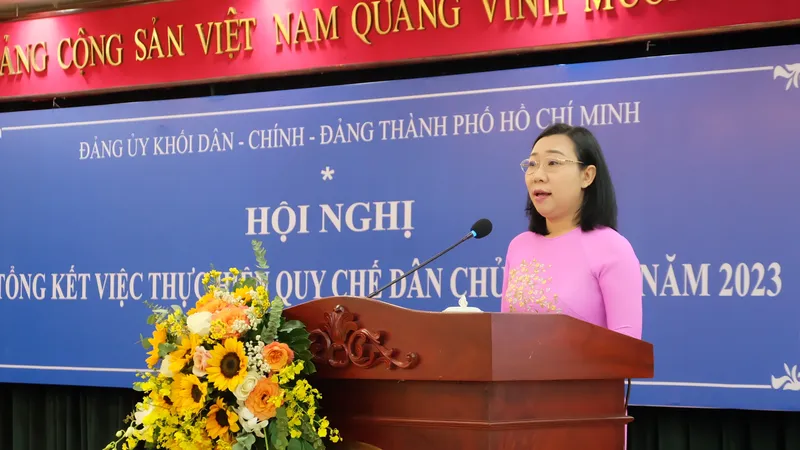 Quan tâm thực hiện dân chủ cơ sở trong công tác cán bộ 