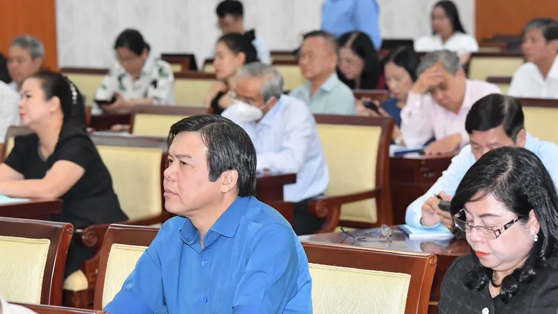 Tạo động lực để cán bộ năng động, sáng tạo vì lợi ích chung