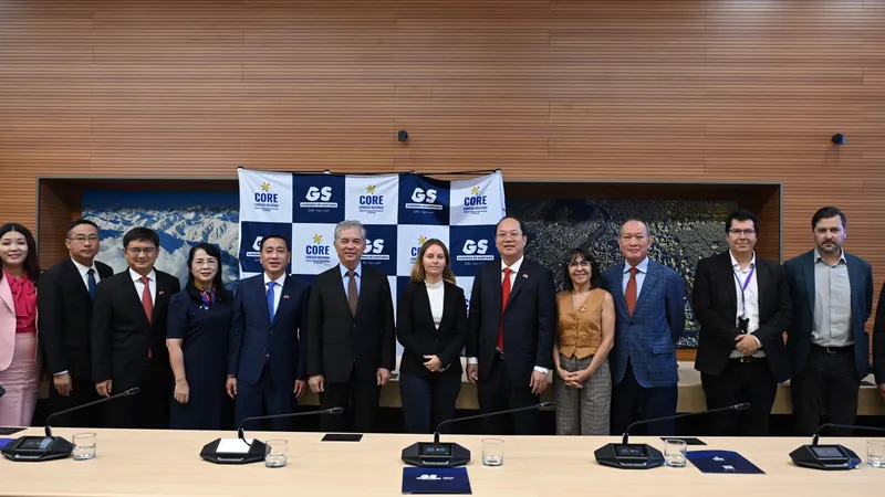 TPHCM và Thủ đô Santiago (Chile) tìm kiếm cơ hội thúc đẩy hợp tác