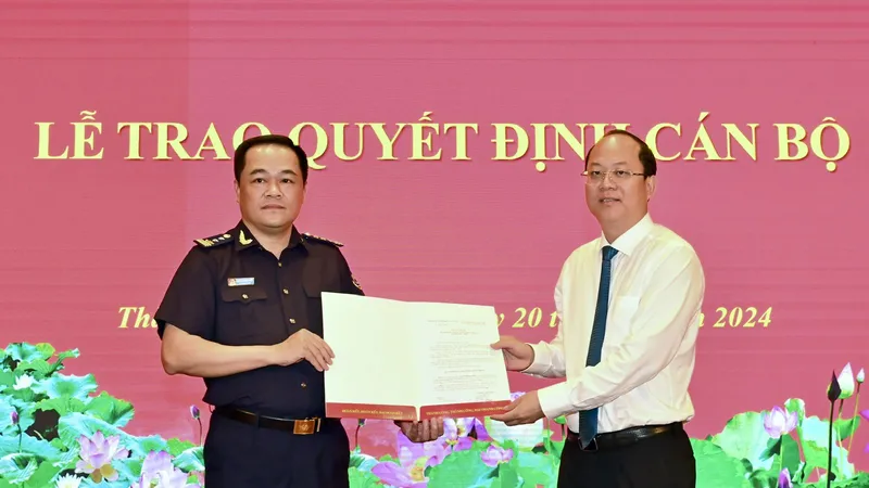 Đồng chí Nguyễn Hoàng Tuấn làm Bí thư Đảng ủy Cục Hải quan TPHCM