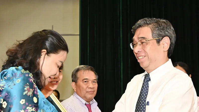 Học và làm theo Bác trở thành sức mạnh nội sinh