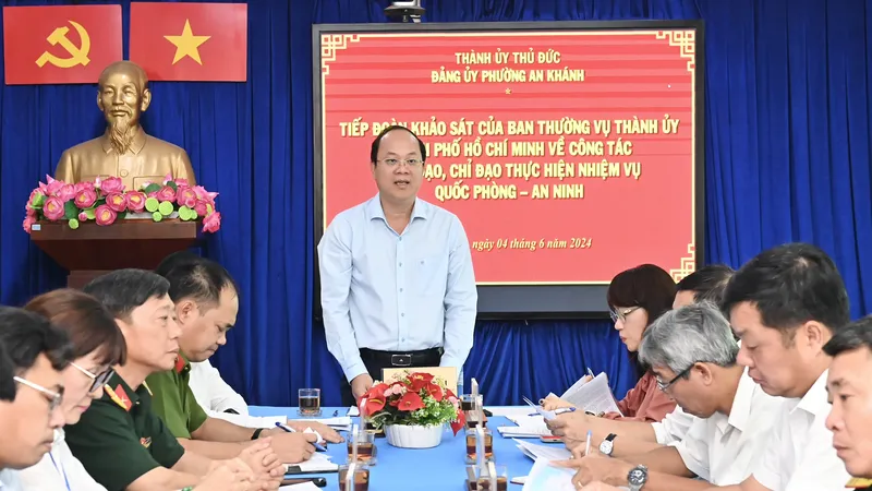 Không chủ quan, không để bị động trước mọi tình huống về quốc phòng - an ninh ở cơ sở