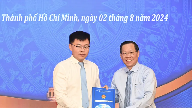 Ông Trương Minh Huy Vũ làm Viện trưởng Viện Nghiên cứu Phát triển TPHCM