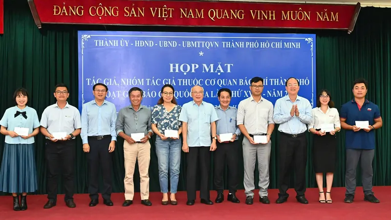 TPHCM khen thưởng các tác giả, nhóm tác giả đoạt Giải Báo chí Quốc gia năm 2023