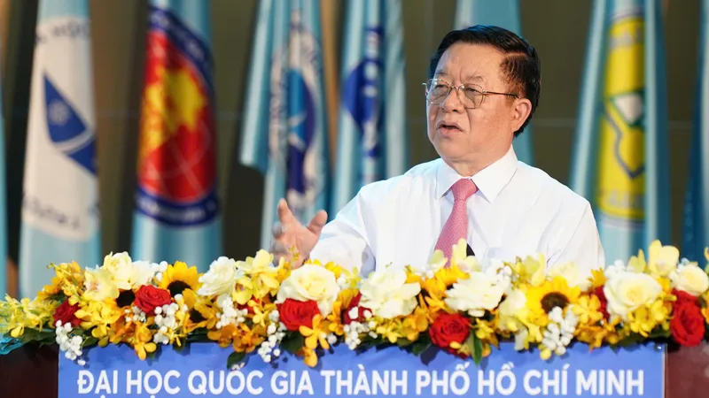 Người làm công tác tư tưởng phải gương mẫu, đi đầu trong sắp xếp tinh gọn bộ máy