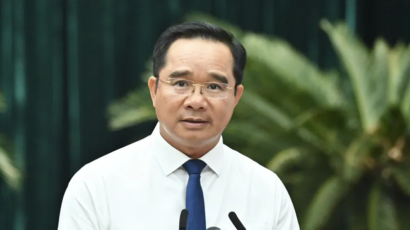 Chủ tịch UBND TPHCM làm Trưởng Ban Chỉ đạo theo dõi chỉ đạo đại hội cấp cơ sở