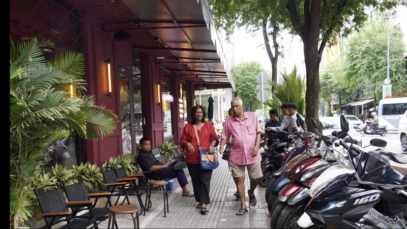 Đề xuất xây dựng đề án quản lý, khai thác, sử dụng lòng đường, vỉa hè tại TPHCM