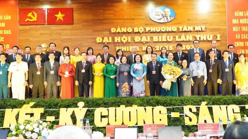 Xóa nhà tạm ven kênh rạch, tạo quỹ đất để phát triển phường Tân Mỹ (TPHCM)