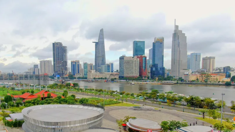 Khu đô thị mới Thủ Thiêm được đặt trong tầm nhìn chiến lược đưa TPHCM trở thành trung tâm kinh tế, tài chính, thương mại lớn của khu vực Đông Nam Á