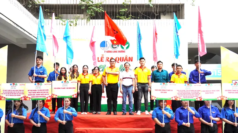 Đoàn phường Long Trường tuyên truyền văn hóa Tết Việt cho thanh thiếu nhi