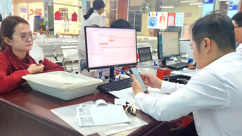 Tiếp tục cắt giảm thủ tục hành chính