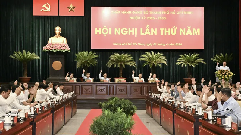 Thống nhất thành lập 2 đảng bộ trực thuộc Thành ủy TPHCM