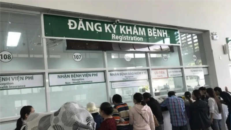 Khu vực đăng ký khám tại Khoa khám bệnh mới Bệnh viện Ung bướu TPHCM