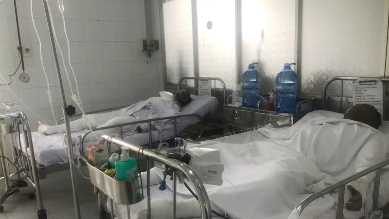 Các bệnh nhân bị bỏng hô hấp, sốc bỏng nghiêm trọng, đang trong tình trạng nguy kịch