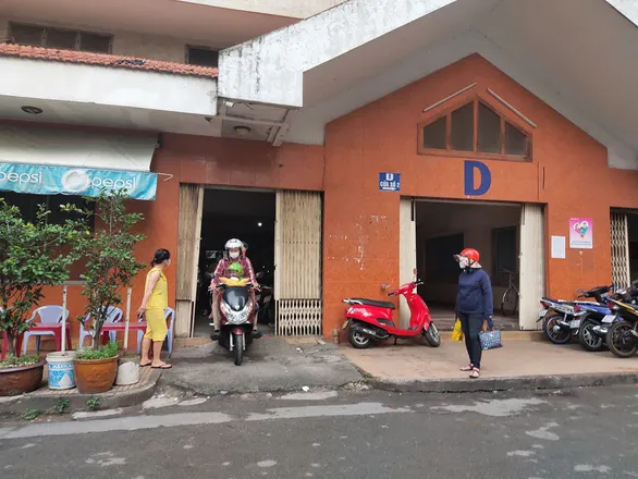 Vụ lấy mẫu xét nghiệm tại chung cư ở TPHCM: 23 cư dân âm tính với SARS-Cov-2