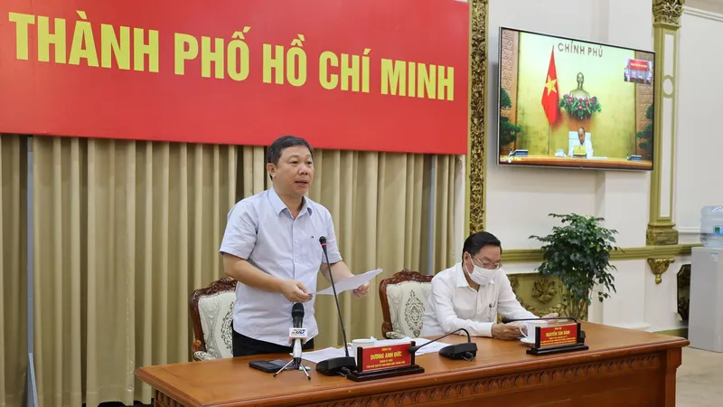 Phó Chủ tịch UBND TPHCM Dương Anh Đức phát biểu tại điểm cầu TPHCM
