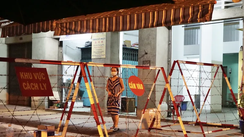 Chung cư Sư Vạn Hạnh (quận 5) - nơi ở của bệnh nhân 1.451 bị phong tỏa
