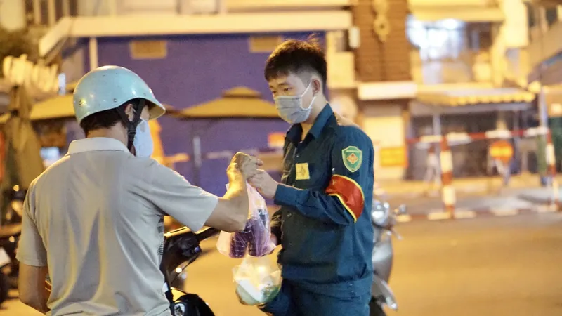 TPHCM: Lấy mẫu xét nghiệm 616 trường hợp đến từ Hải Dương, Quảng Ninh và các địa điểm do Bộ Y tế công bố