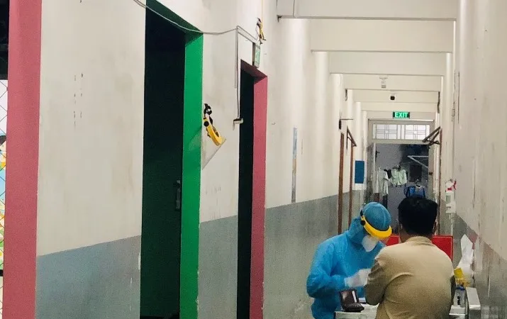Bệnh nhân Covid-19 đến Bệnh viện Mắt TPHCM và Bệnh viện quận Tân Bình, TPHCM xét nghiệm khẩn gần 1.000 người