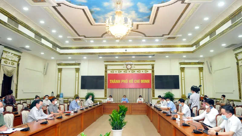 Quang cảnh buổi làm việc. Ảnh: CAO THĂNG