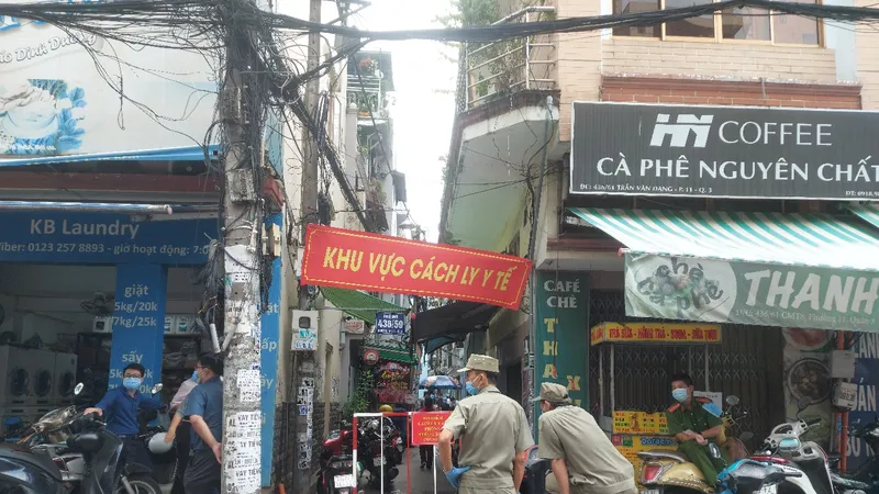 Thiết lập khu vực phong tỏa sau khi ghi nhận 1 ca mắc Covid-19 tại quận 3 