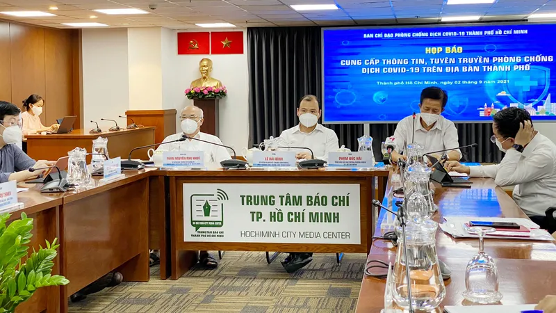 Quang cảnh buổi họp báo chiều 2-9