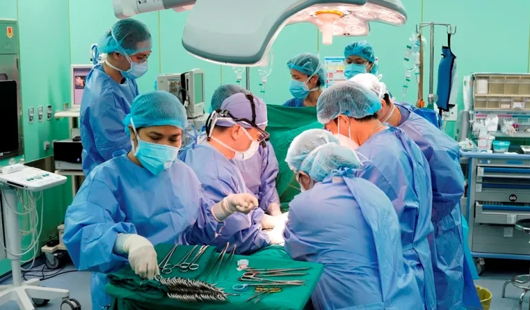 Bệnh viện Đại học Y dược TPHCM phối hợp với Bệnh viện Nhi đồng 2 thực hiện phẫu thuật ghép gan cho bệnh nhi