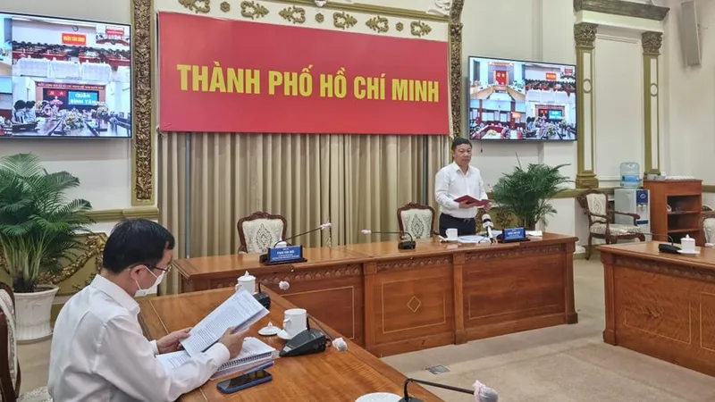 Phó Chủ tịch UBND TPHCM Dương Anh Đức phát biểu tại cuộc họp