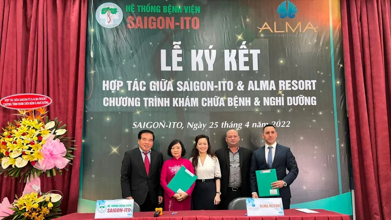 Toàn cảnh buổi ký kết