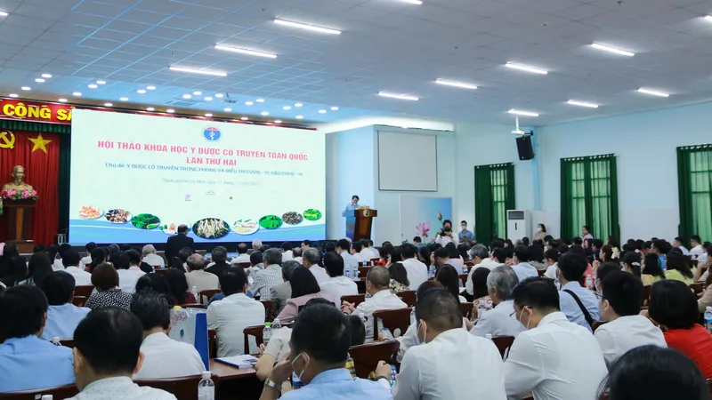 Toàn cảnh hội thảo