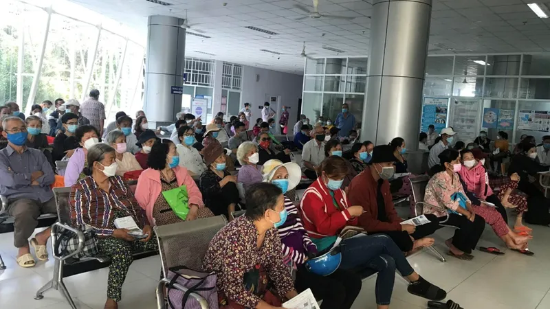 Bệnh viện huyện Bình Chánh triển khai được nhiều kỹ thuật mới, thu hút đông người bệnh đến khám, chữa bệnh