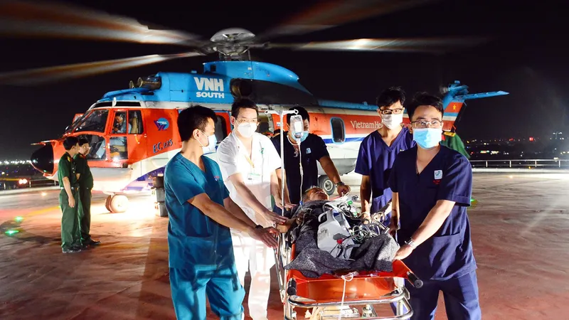 Cấp cứu hàng không tại Bệnh viện Quân y 175